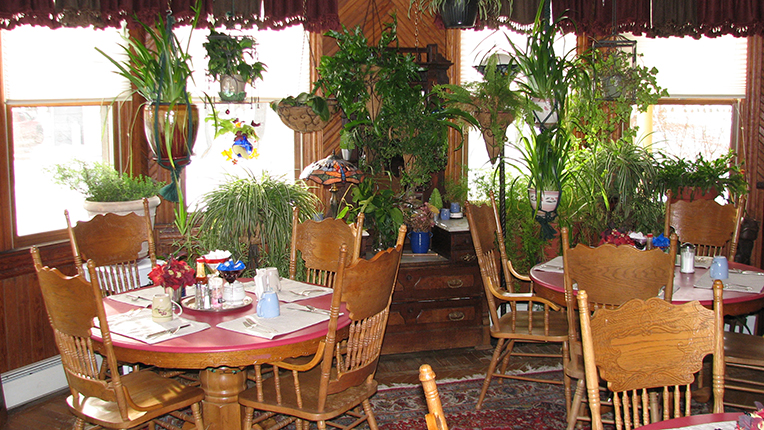 dining room at the inn